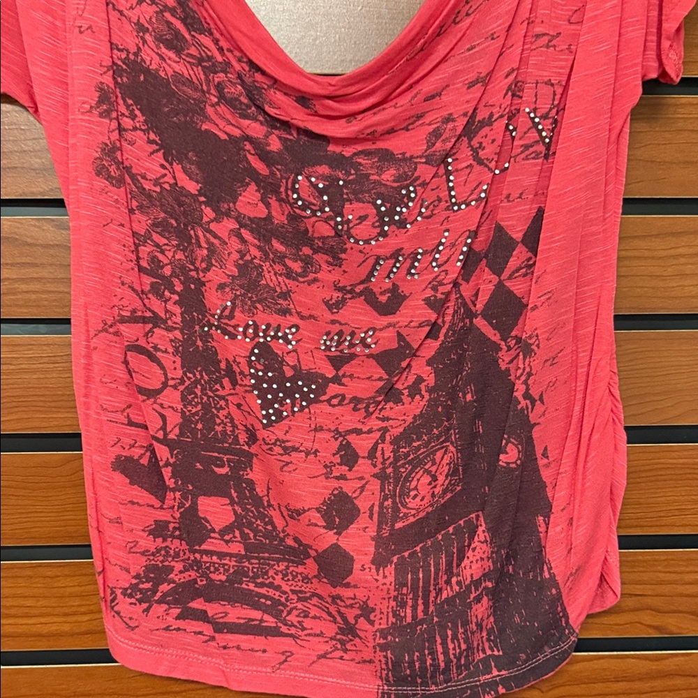 Annabelle Red Graphic Short Sleeve Tee